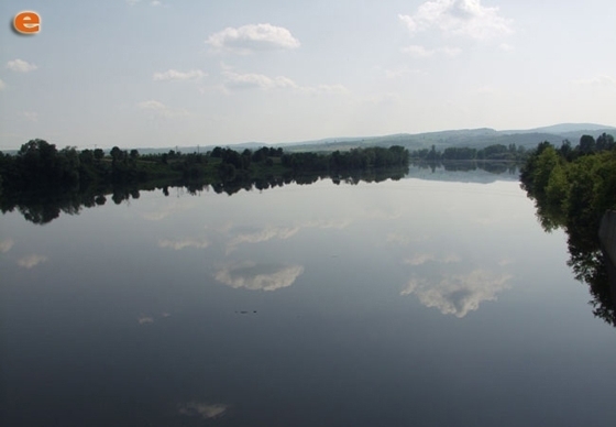 Γυναίκα και 3 παιδιά αγνοούνται στον ποταμό Έβρο