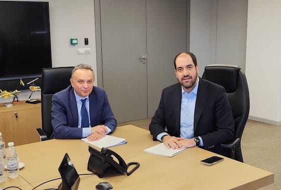 Ο Υπουργός δεσμεύτηκε ότι θα εξετάσει το σύνολο των θεμάτων που ετέθησαν.