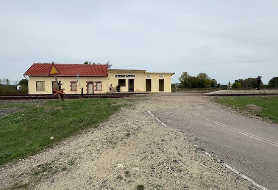 Στην πρεμιέρα της εκπομπής, στούντιο γίνεται το βορειότερο σημείο της Ελλάδας, το Ορμένιο Έβρου και πρωταγωνιστές οι άνθρωποι που ζουν εκεί.