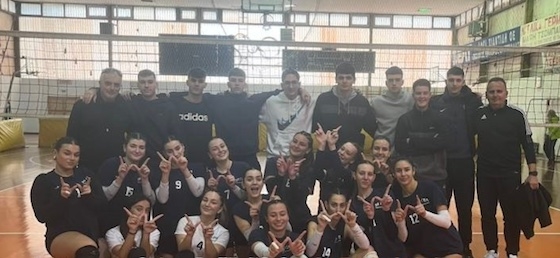 Οι ομάδες του 3ου ΓΕΛ Αλεξ/πολης θα εκπροσωπήσουν τον Έβρο στην επόμενη φάση του Πανελληνίου πρωταθλήματος.