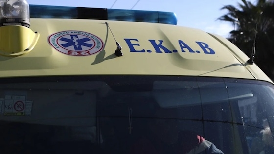  Όταν οι αστυνομικοί μπήκαν στο διαμέρισμα, εντόπισαν τη φοιτήτρια χωρίς τις αισθήσεις της.