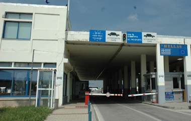 Πέντε υποθέσεις με κατασχέσεις και δεσμεύσεις το ίδιο βράδυ.