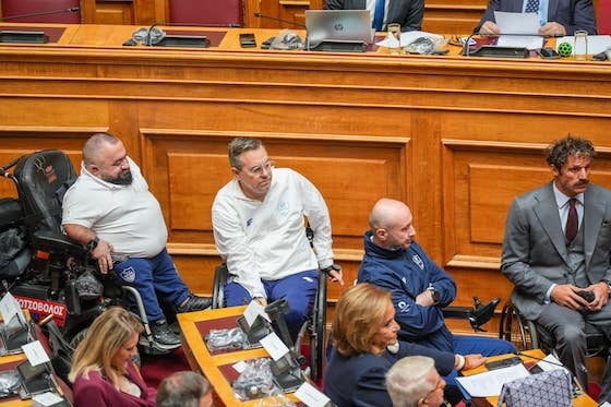 Ανάμεσα στους Ολυμπιονίκες και Παραολυμπιονίκες αθλητές ήταν και ο δικός μας, ο Αλεξανδρουπολίτης αθλητής Δημήτρης Καρυπίδης.