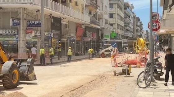 Τέλος στο ράβε-ξήλωνε των δρόμων επιχειρεί να βάλει ο Δήμος Αλεξανδρούπολης.
