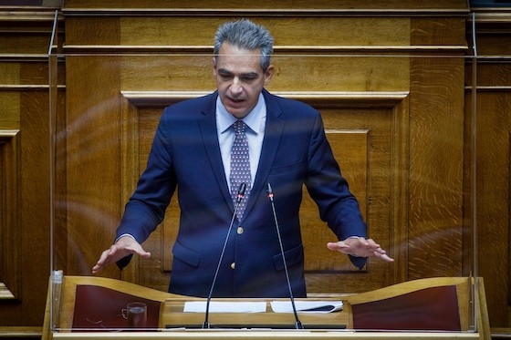 Ο Άγγελος Συρίγος λέει «ναι» στην επέμβαση της αστυνομίας στο νοσοκομείο.