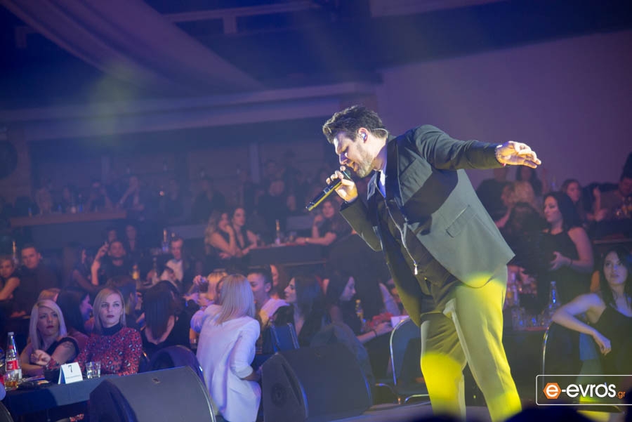 Φωτορεπορτάζ από το live του Πάνου Κιάμου στην Αλεξανδρούπολη, στη Νεράιδα