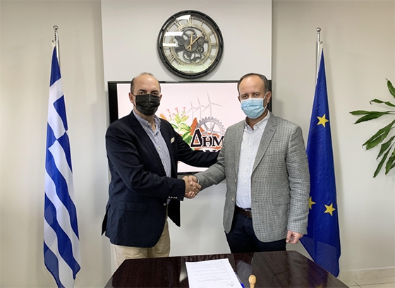 Ο Γιάννης Δαστερίδης και ο δήμαρχος Αρριανών Ριτβάν Αμέτ.