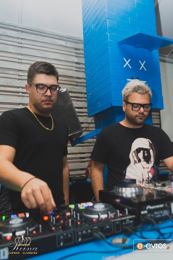 Τα "έσπασε" ο dj Hector στο  Reina Summer Club