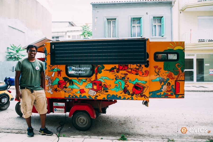 Νέο Δελχί - Λονδίνο πάνω σ' ένα ηλεκτρικό τρίκυκλο