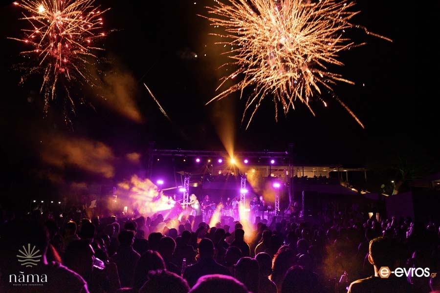 Η Κατερίνα Λιόλιου έκανε πάταγο στο "Νãma beach life experience"