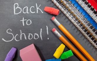 Μετά από τον αγιασμό αναμένεται να διανεμηθούν τα βιβλία στους μαθητές.