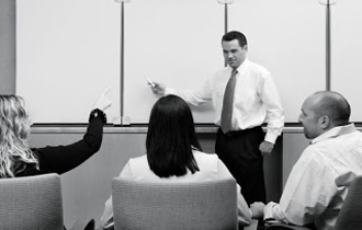 Τα μαθήματα παρέχονται δωρεάν. 