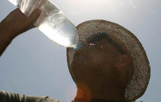 Με αφορμή τις υψηλές θερμοκρασίες που σημειώνονται τις τελευταίες ημέρες.