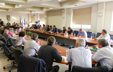 Τα 55 θέματα της ημερήσιας διάταξης.