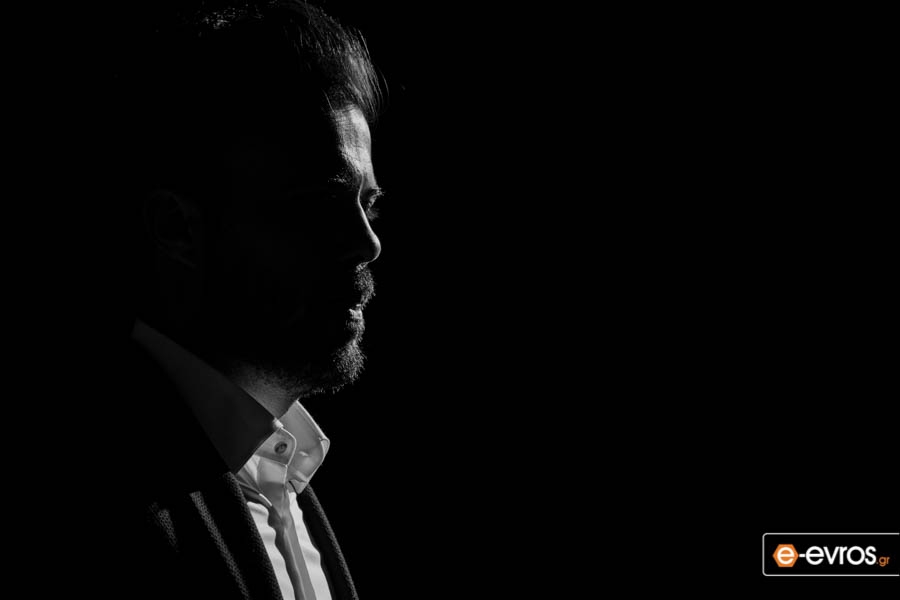 Who is Κυριάκος Αραμπατζής;