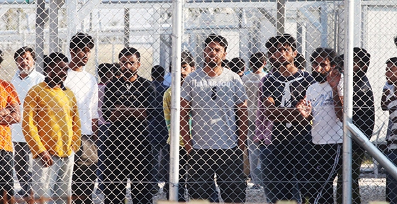 Σήμερα οι πρώτες 150 επαναπροωθήσεις παράτυπων μεταναστών στην Τουρκία