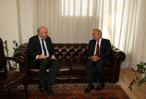 Συνάντηση με τον Πρέσβη της Τουρκίας στην Αθήνα πραγματοποίησε σήμερα ο Περιφερειάρχης ΑΜΘ κ.Χρήστος Μέτιος