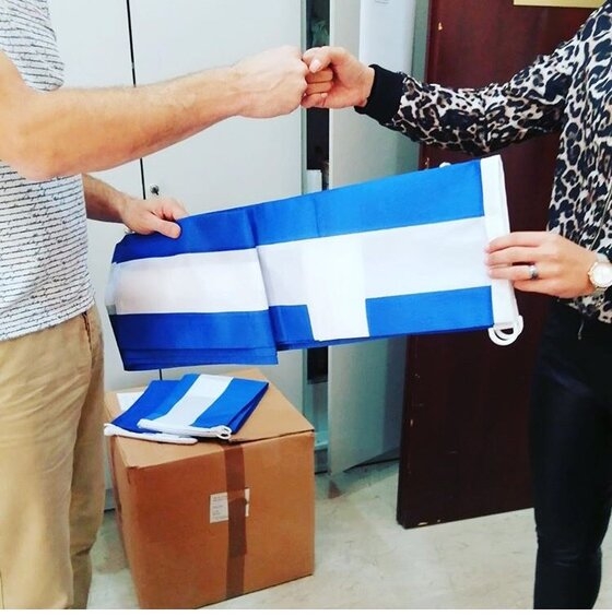 Ανάρπαστες οι γαλανόλευκες σημαίες του Δήμου Αλεξανδρούπολης