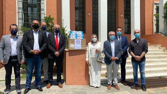 Η οργάνωση της AXEPA μοίρασε 14.000 ιατρικές μάσκες σε δομές και συλλόγους του Έβρου!