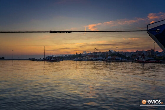 Ναρκωτικά εντοπίστηκαν στο λιμάνι της Αλεξανδρούπολη με την βοήθεια σκύλου.