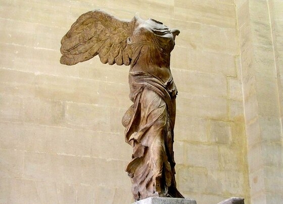 Με το άγαλμα της Νίκης της Σαμοθράκης οι Γάλλοι δημιουύργησαν βίντεο για να προωθήσουν τους 33ους Ολυμπιακούς Αγώνες που θα γίνουν στο Παρίσι το 2024.