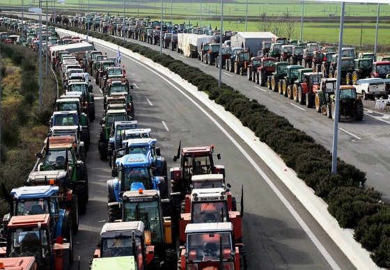 Ασφαλιστικό vs αγρότες: ραντεβού στους δρόμους